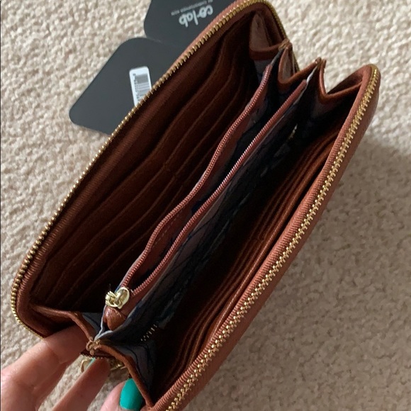 Wallet - Picture 2 of 2